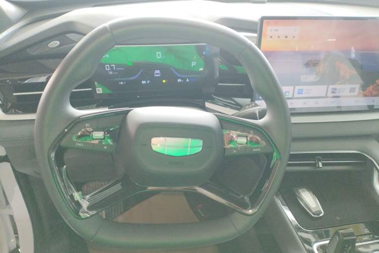 Used Geely Auto Emgrand X7 Sport 2026 Model 1.5TD Joyful