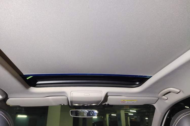 Used Volkswagen Tiguan L 2017 330TSI Automatic Two-Wheel Drive Flagship Edition
