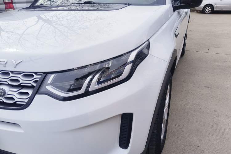 Used Land Rover Discovery Sport 2020 200 PS Family Edition