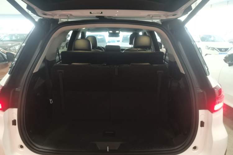 Used Changan CS95 2021 2.0T Two-Wheel Drive Luxury Version