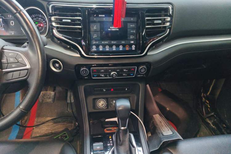 Used  Grand Commander 2020 2.0T Two-Wheel Drive Elite Version
