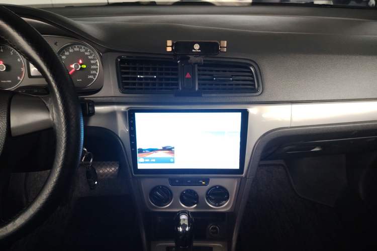 Used Volkswagen Lavida 2013 Revised Classic 1.6L Automatic Fashion Edition