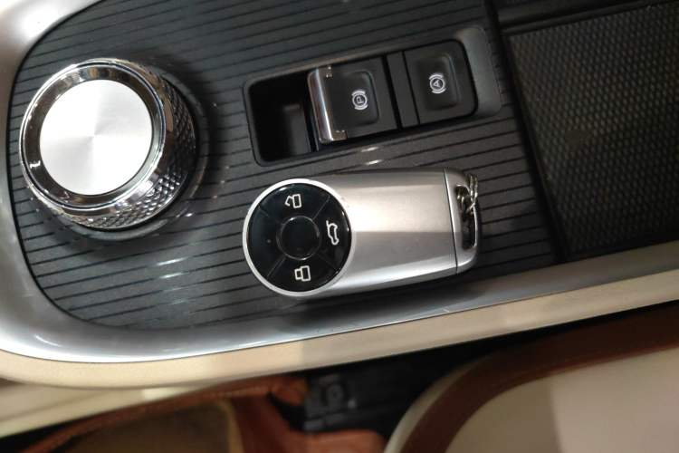 Used ORA Good Cat 2021 400km Standard Range Venus Edition Lithium Iron Phosphate
