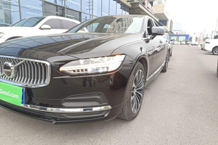 Used Volvo S90 2024 B5 Zhiyi Luxury Edition