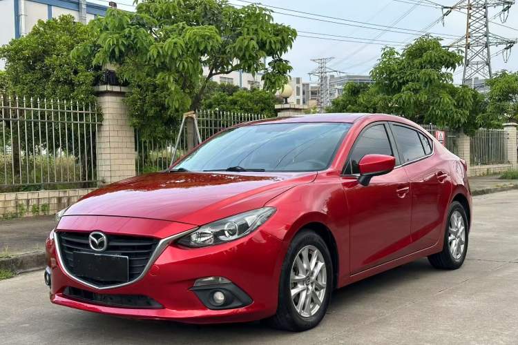 Used Mazda Mazda 3 Axela 2016 Sedan 1.5L Automatic Luxury Model
