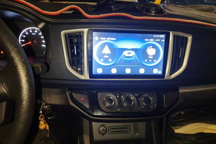 Used FORTHING Lingzhi 2020 M5L 1.6L Utility Model