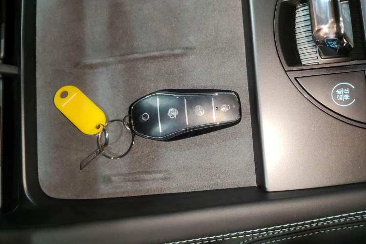 Used BYD Seal 06 New Energy 2025 DM-i Smart Drive 120KM Deluxe Model
