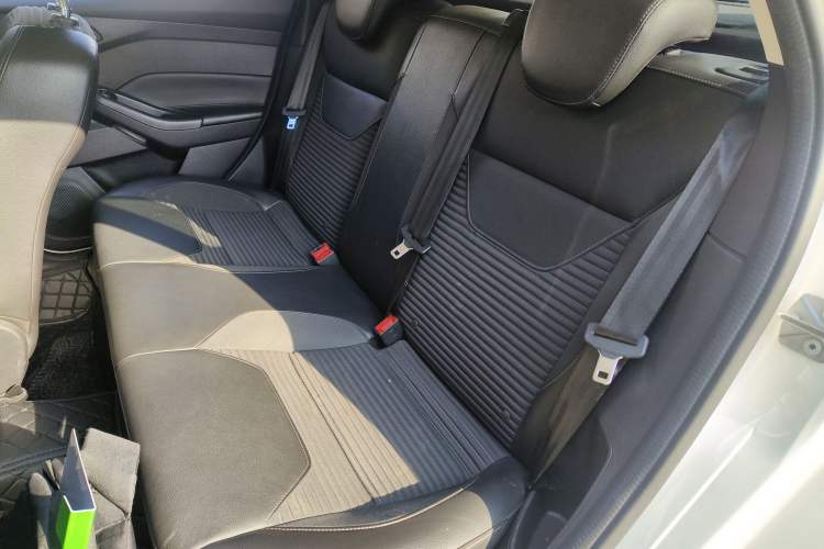 Used Ford Focus 2018 Hatchback Classic 1.6L Automatic Trendy SmartDrive Edition