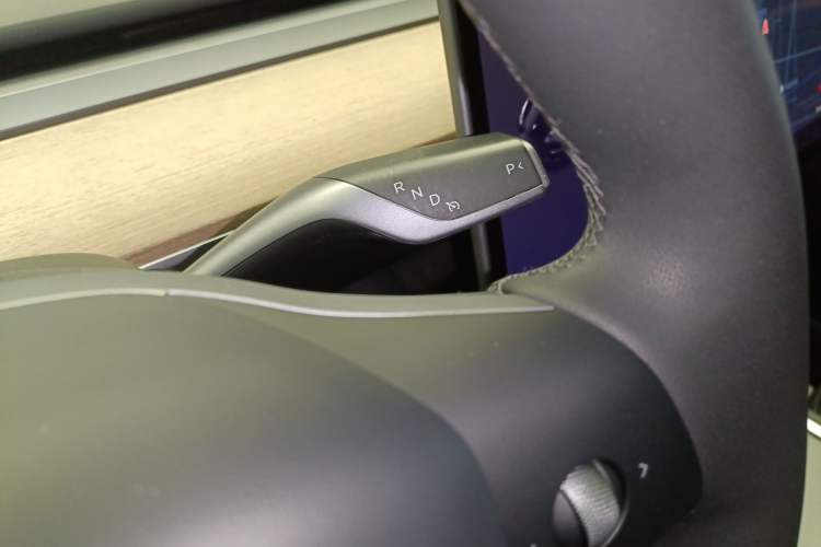 Used Tesla Model Y 2021 Standard Range Rear-Wheel Drive Version
