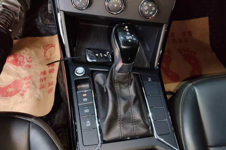 Used Volkswagen Passat 2020 Revised Version 280TSI Business Edition China VI Standard
