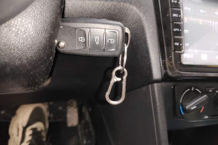 Used Volkswagen Jetta 2015 1.6L Automatic Fashion Model
