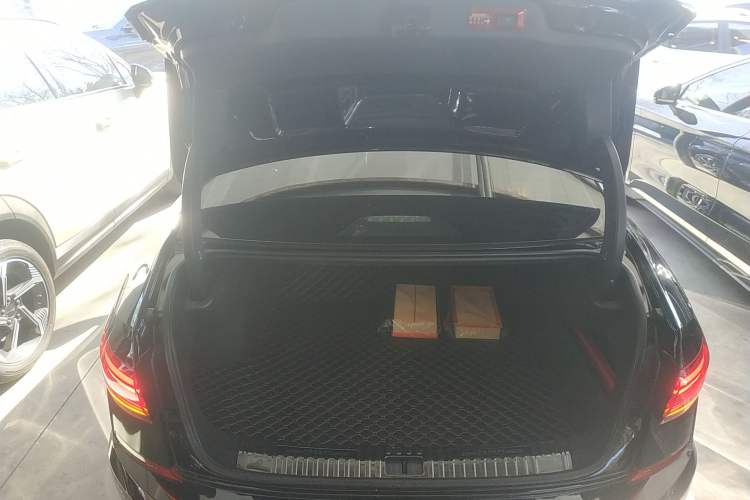 Used Volkswagen Passat 2022 380TSI Flagship Edition
