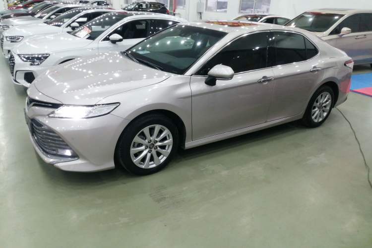 Used Toyota Camry 2019 Revised Version 2.0G Luxury Edition