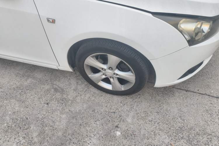 Used Chevrolet Cruze 2013 Hatchback 1.6T Automatic Flagship Model