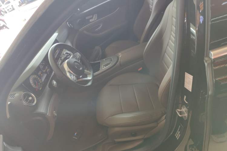 Used Mercedes-Benz E-Class 2019 Restyled E 300 L Sporty and Stylish Edition