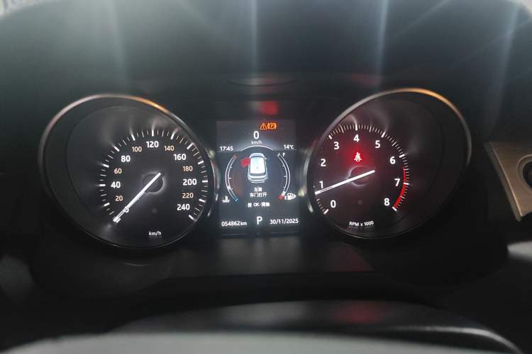 Used Land Rover Range Rover Evoque 2017 2.0T SE Smart Glow Edition
