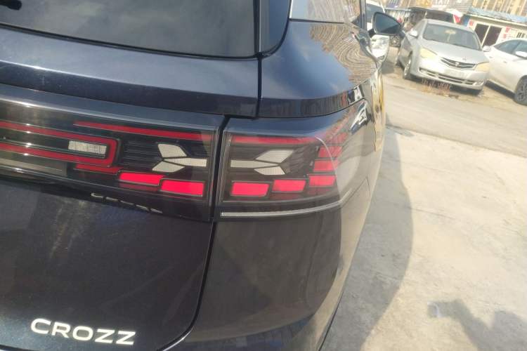 Used Volkswagen ID.6 CROZZ 2022 Long-Range Lite PRO Edition