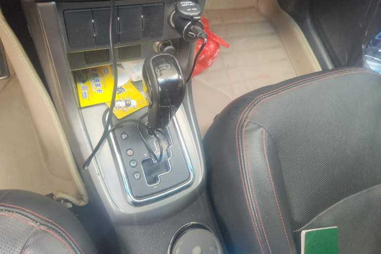 Used Geely Auto Classic Emgrand 2013 Hatchback 1.8L CVT Prestige Model