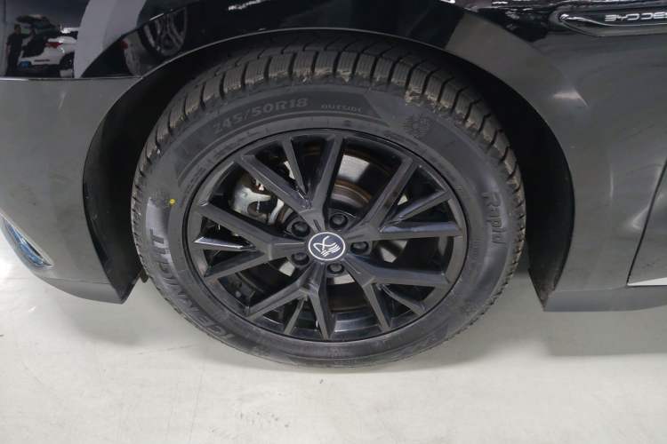 Used BYD Han 2024 DM-i Glory Edition 121KM Prestige Model
