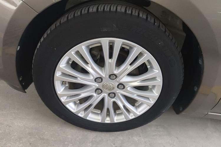 Used Buick GT 2015 15N Automatic Deluxe Edition
