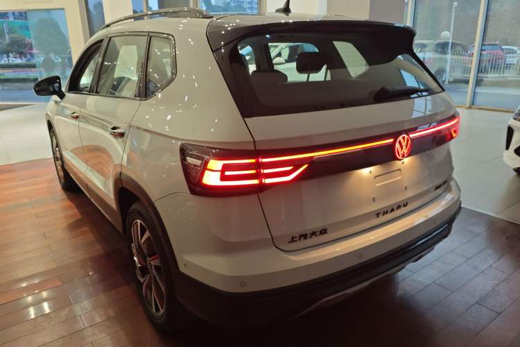 Used Volkswagen Tharu 2024 300TSI Two-Wheel-Drive Moon Luxury Edition
