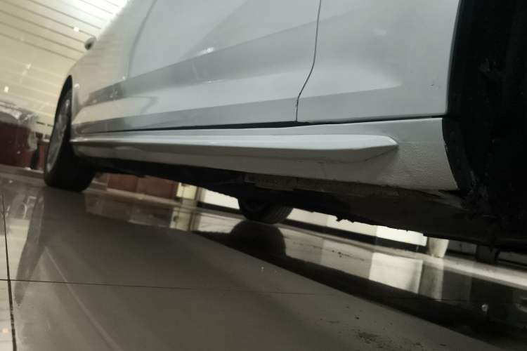 Used Audi A4L 2017 Plus 40 TFSI Ambition Model
