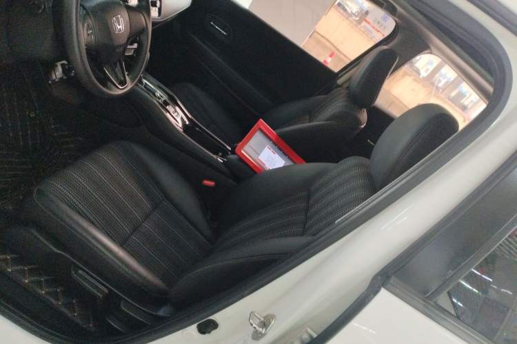 Used Honda Vezel 2017 1.8L CVT Front-Wheel Drive Pioneer Edition
