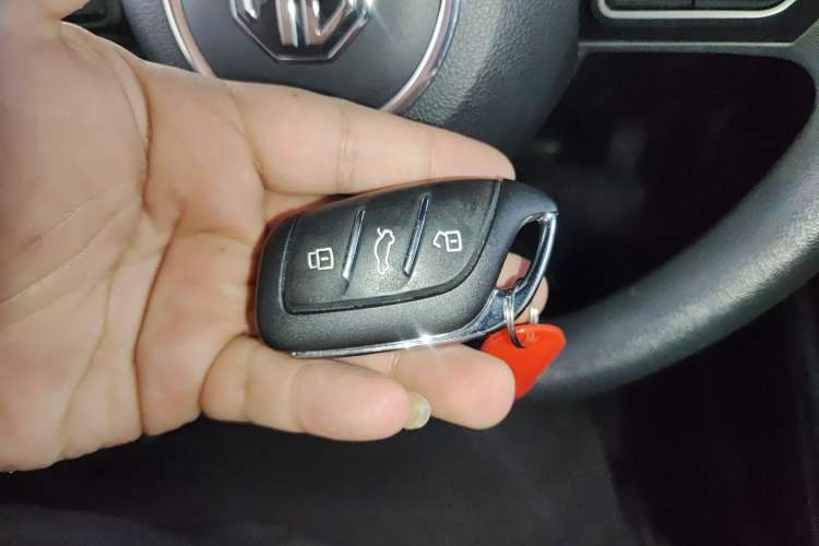 Used MG 5 2021 180 DVVT CVT Youth Luxury Edition
