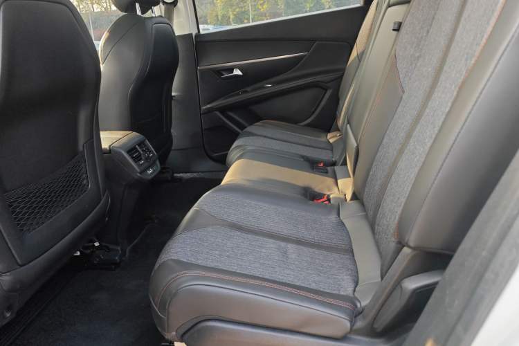 Used Peugeot 5008 2017 350THP 7-Seater Elite Edition