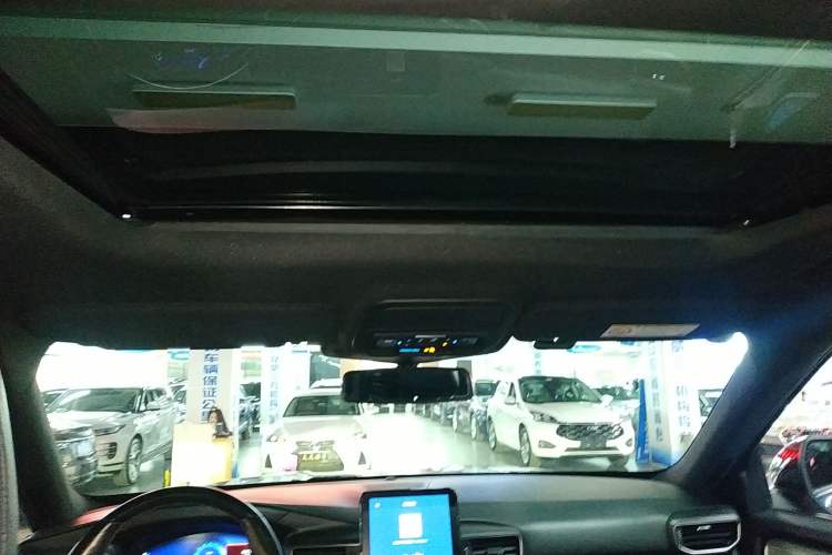 Used Ford Explorer 2020 EcoBoost 285 Four-Wheel Drive Sport Edition ST-LINE 7-Seater
