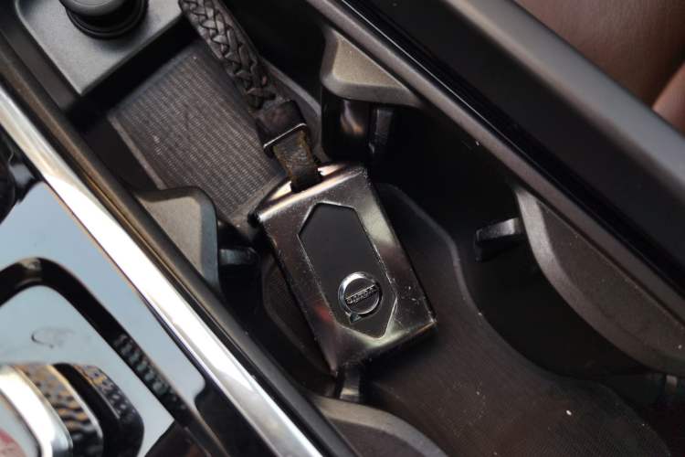 Used Volvo XC60 2019 T5 4x4 Zhiyuan Edition China VI Standard
