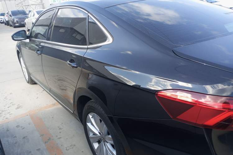 Used Volkswagen Passat 2019 330TSI Elite Edition China VI
