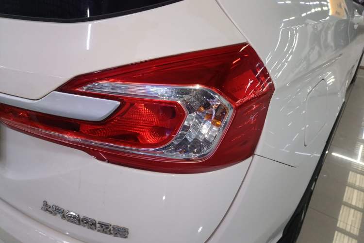 Used Baojun 310W 2017 1.5L Manual Comfort Model China V Standard