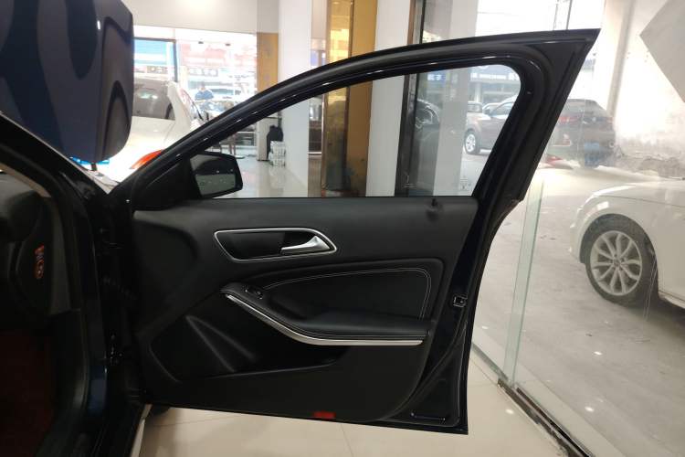 Used Mercedes-Benz GLA 2016 GLA 200 Fashion Model
