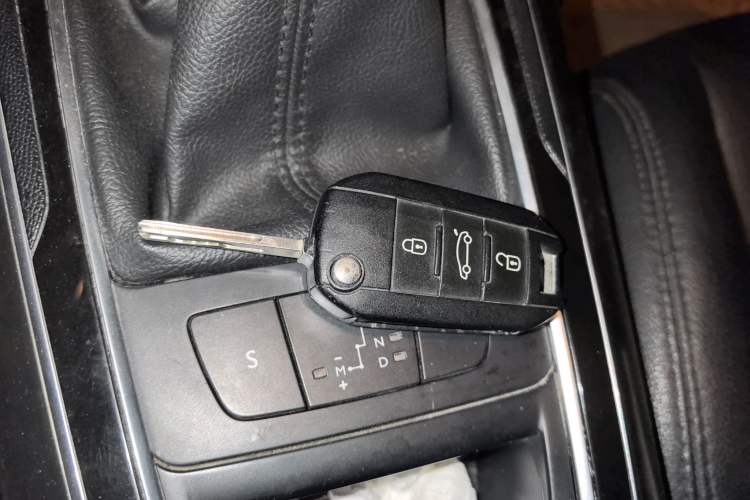 Used Peugeot 408 2014 1.8L Automatic Luxury Edition
