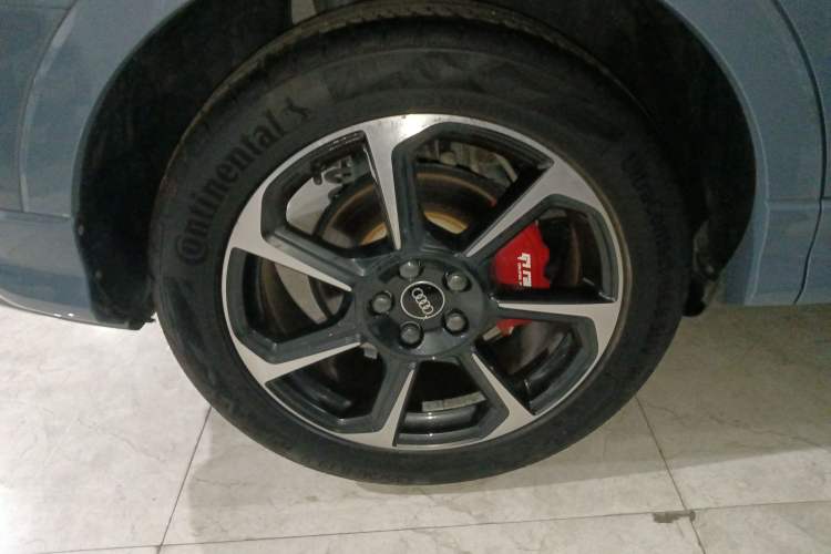 Used Audi Q3 2022 40 TFSI RS Package Performance Model
