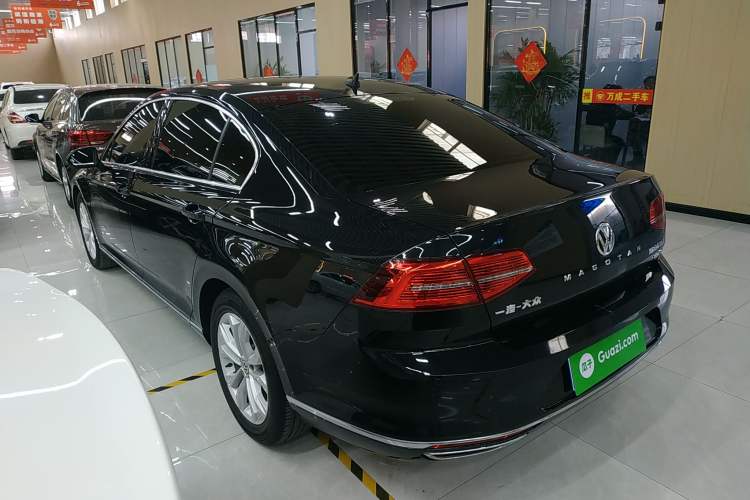 Used Volkswagen Magotan 2019 330TSI DSG Luxury Version China VI Standard

