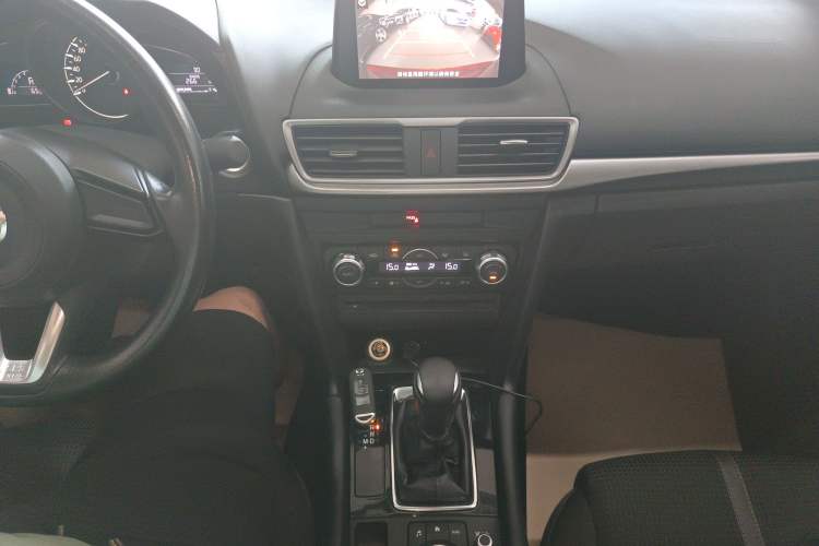 Used Mazda Mazda 3 Axela 2017 Sedan 1.5L Automatic Luxury Model Emission Standard China V
