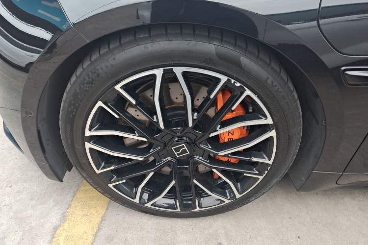 Used Zeekr 001 2023 YOU Edition 100 kWh
