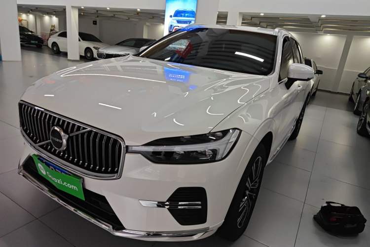 Used Volvo XC60 2022 B5 4x4 Smart Luxury Edition