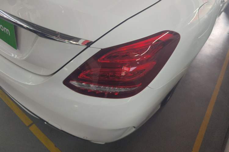 Used Mercedes-Benz C-Class 2017 Restyled C 180 L Fashion Edition Sport Version
