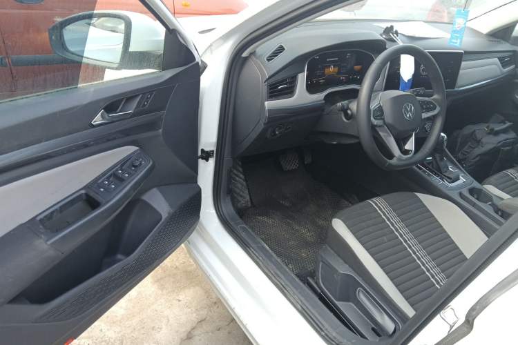 Used Volkswagen Bora 2024 200TSI DSG Comfort Edition
