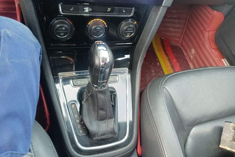 Used Volkswagen Bora 2013 1.4T Automatic Luxury Model