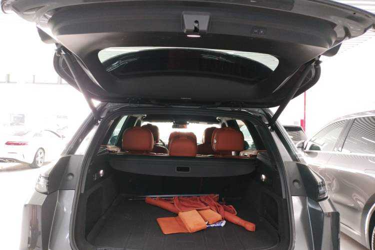 Used Li Auto L7 2024 Pro Model
