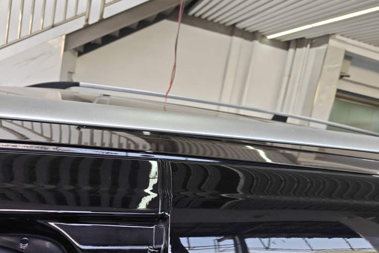 Used Mercedes-Benz Vito 2018 2.0T Elite Version 7 Seats China VI Emission Standard
