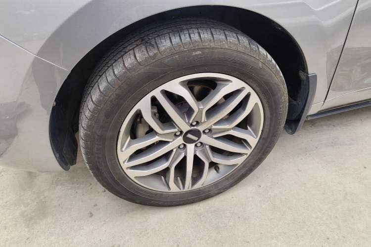 Used Wey VV5 2017 2.0T Ultra-Luxury Version
