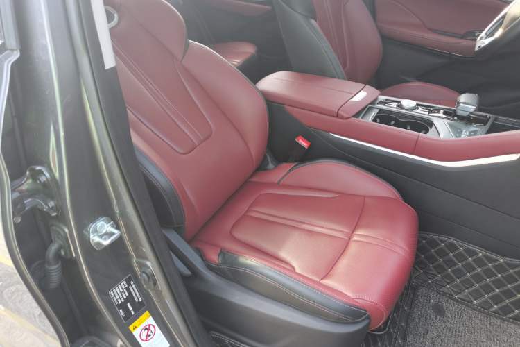 Used Changan CS75 PLUS 2022 1.5T Automatic Luxury Model
