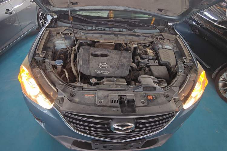 Used Mazda CX-5 2015 2.0L Automatic Two-Wheel Drive Urban Version
