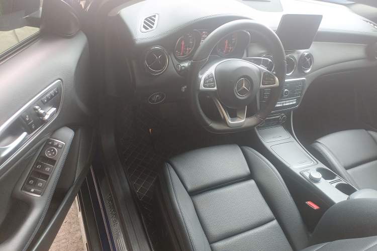 Used Mercedes-Benz GLA 2019 GLA 200 Fashion Model
