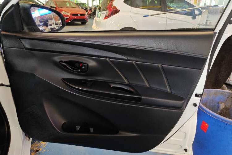 Used Toyota YARiS L 2019 1.5E CVT Dynamic Edition China VI compliant